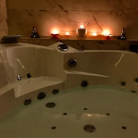 Pintoresca Habitacion, Piscina Climatizado Y Sauna Homestay Massanet De La Selva